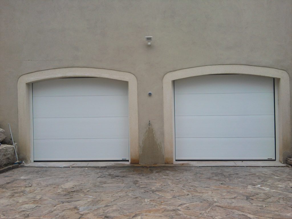 portes-de-garage-double-automatique-1024x768